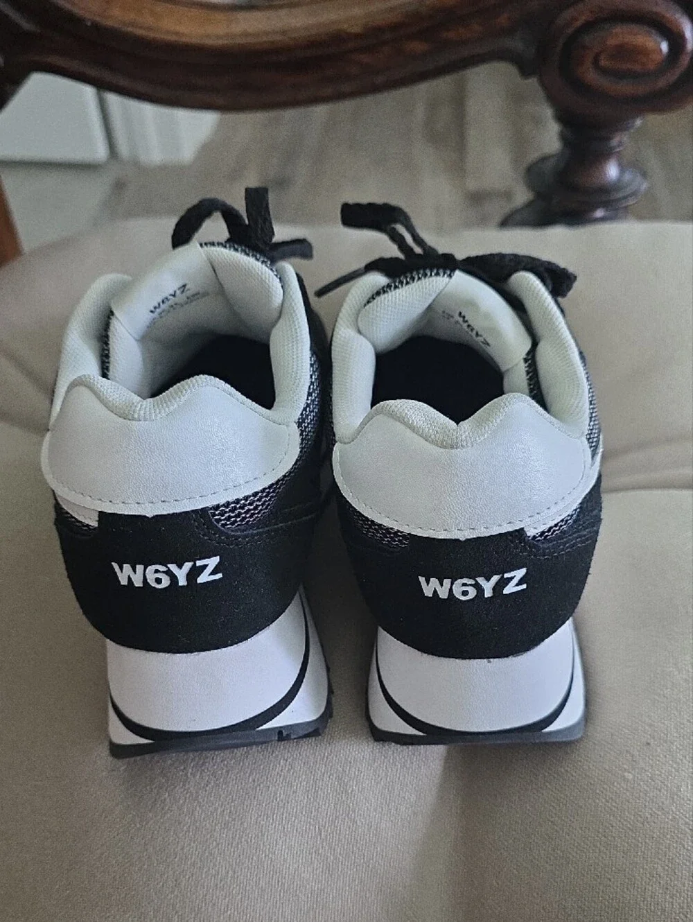 Womens W6YZ Just Say Wizz Black & White Runner Sneakers